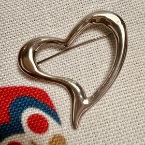 Large 2” 💖 Sterling Silver Heart Shaped Pin Brooch - Sculptural Shine
